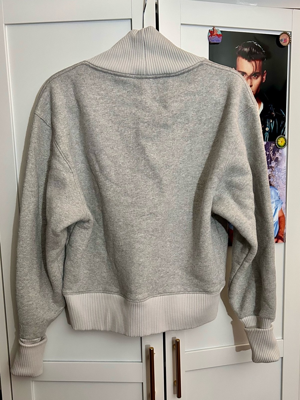Agolde Light Gray V-Neck Pullover Sweater - Picture 3 of 3
